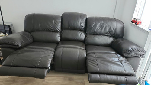 Black leather seater - 3,