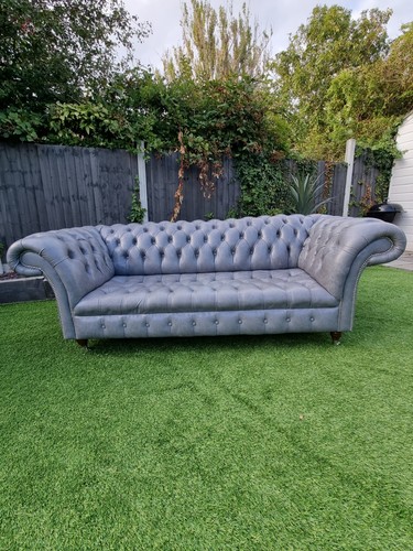 Chesterfield seater love - +,