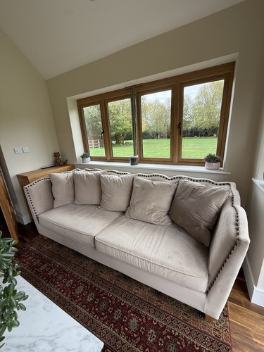 Chesterfield style beige - chesterfield,